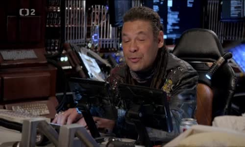 Červený-trpaslík---Red-Dwarf---S 10E04---Zapleteni avi