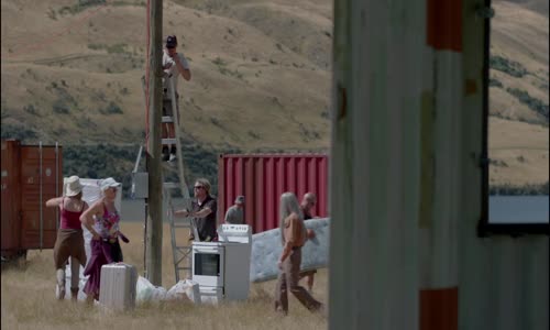 Stíny nad jezerem S01E01 WEB-DL x264 CZ mkv