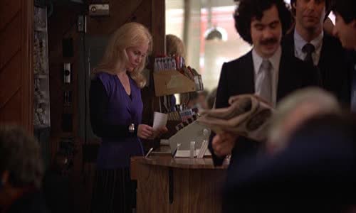 Zlodej 1981 DVDrip_CZdub_1200 avi