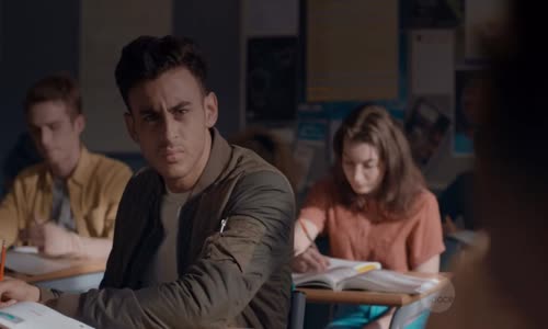 Class S01E01 HDTV x264-KILLERS[ettv] mkv