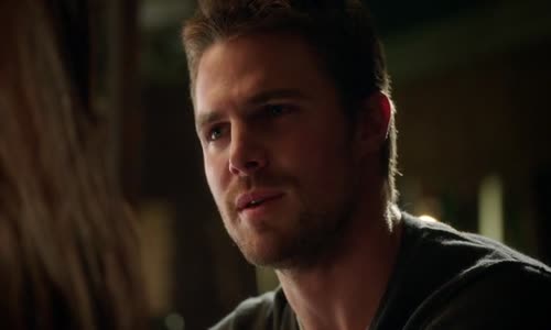 Arrow_S01E08_vendeta_cz avi