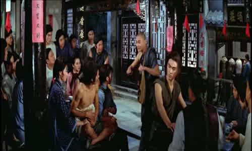Návrat-do-36 -komnaty-Shaolinu--kung-fu,-histori cký-1980-cz-dabing avi