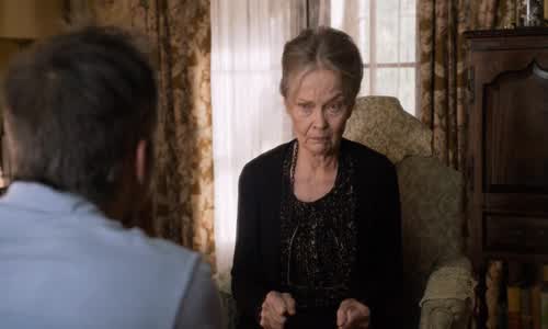 Santa Clarita Diet S01E05 WEBRip x264-Nicole mp4