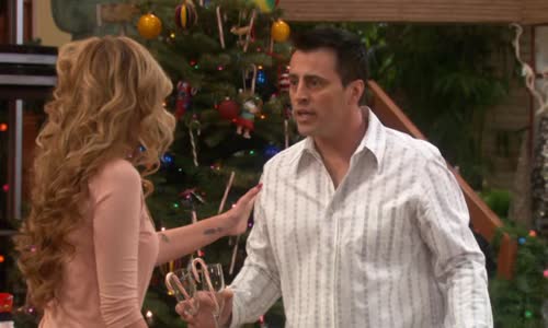 Joey S02E13 Joey a vanocni party WS DVDRip XviD CZ avi