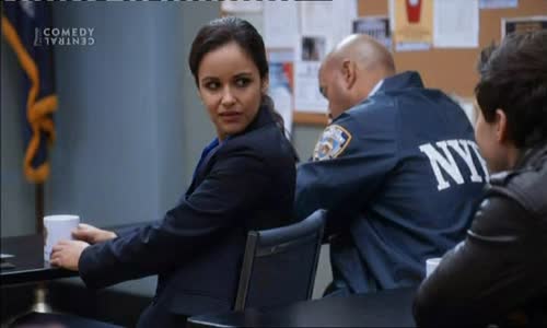 Brooklyn 99 - 1x04 cz avi