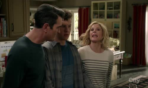 Modern Family S08E22 HDTV XviD-AFG avi