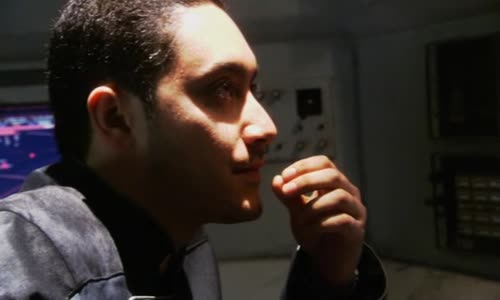 Battlestar Galactica S01E01 CzDab avi