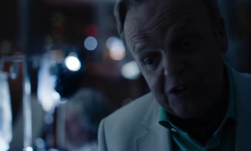Sherlock 04x02 Skomírající detektiv avi