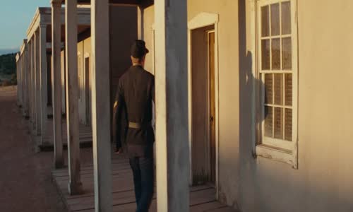 Hostiles (2017) cz titl avi