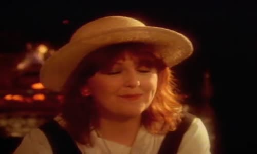 Mike Oldfield - Moonlight Shadow ft  Maggie Reilly mp4