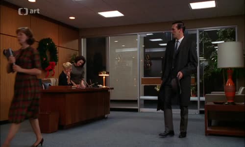 Šílenci z Manhattanu S03E13  Zavřete dveře a posaďte se avi