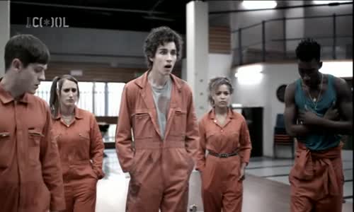 Misfits - Zmetci S02E04 avi