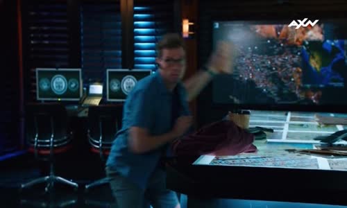 NCIS LA S09E13 TVRIP XviD cz avi