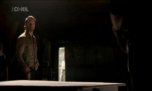 The Walking Dead - Živý mrtvý S03E13 TV CZ DABING HDTV Mezi trema ocim avi