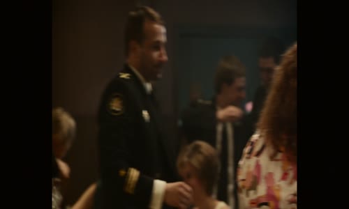 Kursk 2018 1080p WEB-DL DD5 1 H264-FGT mkv