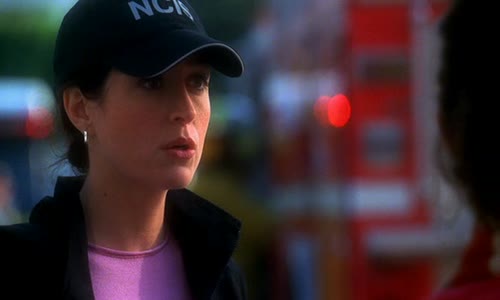 NCIS 02x06 DVDrip CZ avi