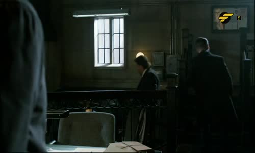 Gotham S02E15 Šílený šedý úsvit (2015) Cz avi