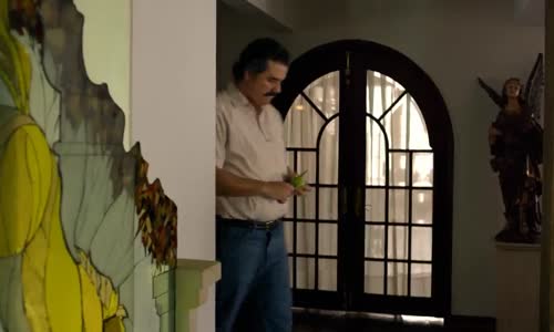 Narcos S02E03 CZtit V OBRAZE avi