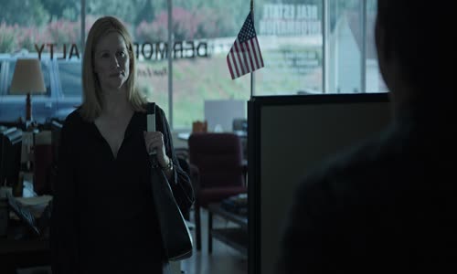 Ozark (2017) S01E02 1080p NF WEBRip AC3 x265 HEVC-RZeroX (CzAudio) mkv