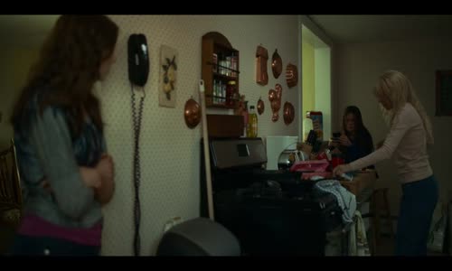 Ztracené dívky ( Lost Girls 2020 ) CZ dabing + forced ,WebRip, avi