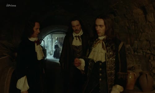 Versailles - S02E03 - Kdo střeží naše strážce mkv