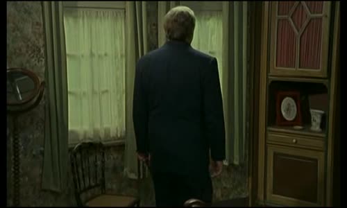 Komisař Maigret (Cremer) S01E28 Mrtvý z trati CZ DABING avi