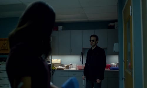 Marvels Daredevil S02E11 380 1080p x265 (Cz audio) mkv