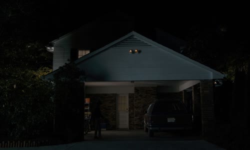 Stranger Things  S01E01 (1080p BluRay)-(cz audio) mkv