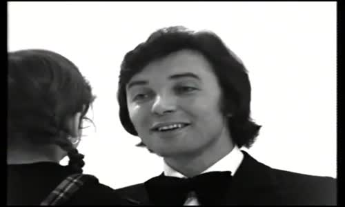 Karel Gott - Pár havraních copánků (1974) mp4