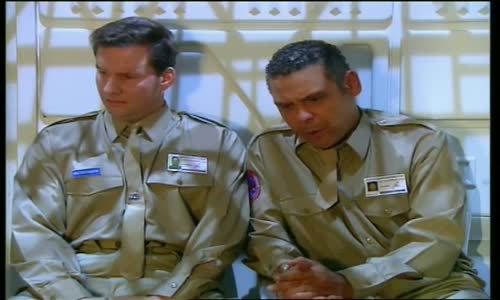 Red Dwarf - Cerveny trpaslik 8  serie cela avi