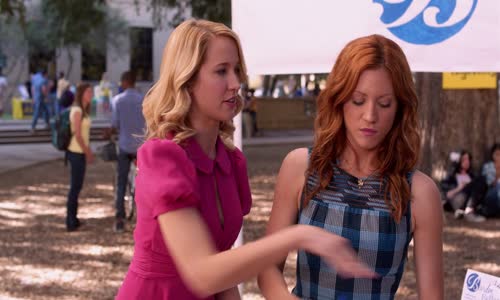 Ladíme! - Pitch perfect (2012) CZ dabing BRRip mkv