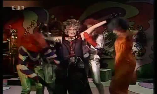 Taneček přes dvě pekla-(komedie)-(1982)--cz-dabing avi