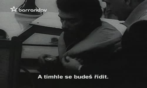 Smrt za oponou-(drama)-(1966)--cz avi