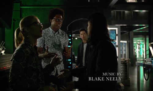 Arrow S05E08 Invasion! (3) 1080p 10bit BluRay AAC5 1 HEVC-Vyndros (CZ Audio) mkv