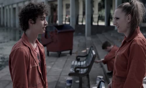 Misfits-Zmetci S01e01 Cz,Eng mkv