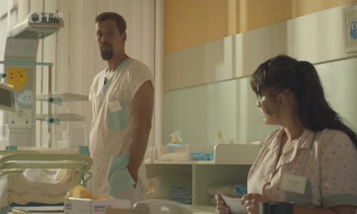Kukacky (2021) S01E01 (1080p AC3 H264)-(cz audio) mkv