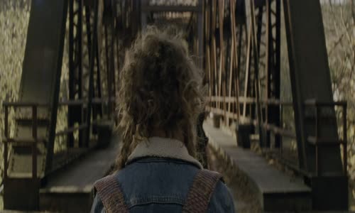 Tiche misto-A Quiet Place 2018 2160p BluRay x265 DD 2 0 CZ EN mkv