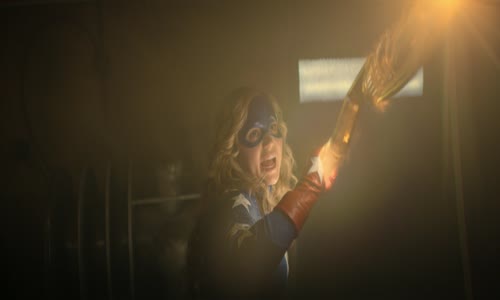 DCs Stargirl S01E13 CZ mkv