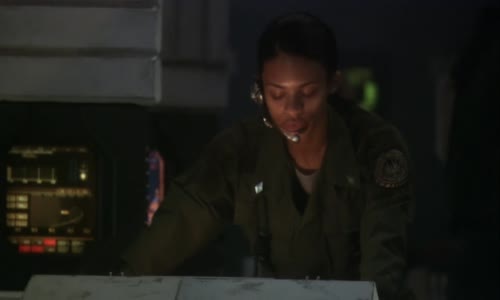 Battlestar Galactica S01E01 1080p BluRay AC3 x265 HEVC CZ mkv