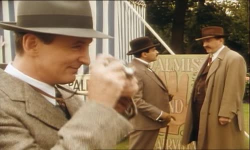 Hercule Poirot S03E05 cz Vosí hnízdo (SD) avi