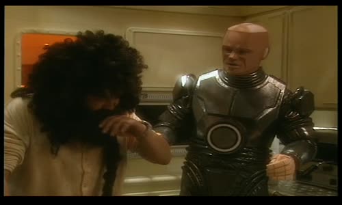 Červený trpaslík Red dwarf S06E01 Psirény avi