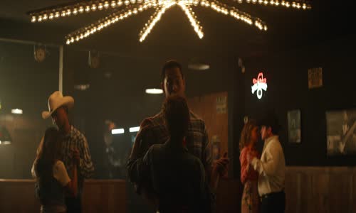 American Underdog 1080p 2021 mkv
