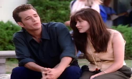 Beverly Hills 90210 02x09 - Popel popelu avi