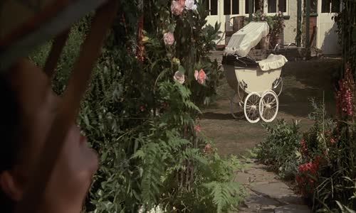 Pink Floyd The Wall 1982 1080p BluRay x264 AAC5 1-YTS MX mp4