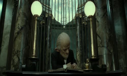 Harry Potter 8 a Relikvie smrti 2  část [CZ EN 1080p] yeff mkv