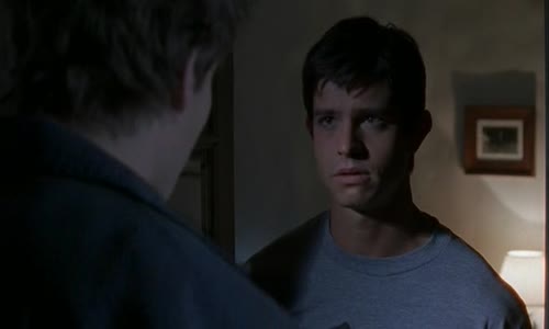 Roswell 01x05 Ztracený deník-Missing avi