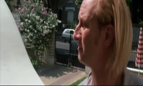 Blbec na krku (2002 Dobrodružný-akční-komedie) cz dabing avi