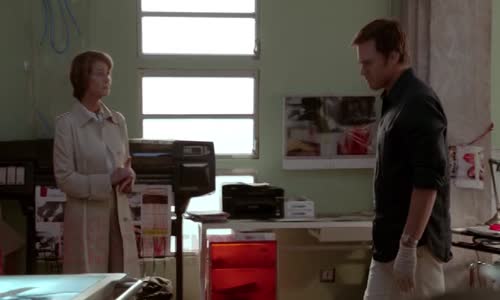 Dexter S08E09 Ohrana-pisnicka BDrip CZ avi