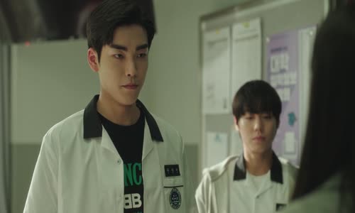 Weak Hero Class 1 S01E01 KOREAN WEBRip x264-ION10 mp4