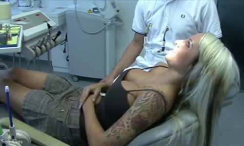 Cycata Blondynka Ssie Kutasa Dentyscie Girls mp4